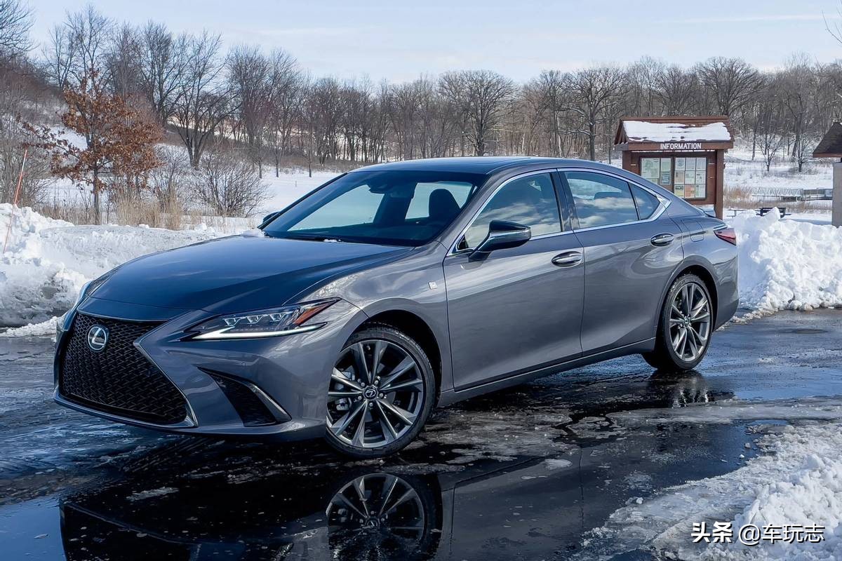 2017款雷克萨斯es250豪华顶配功能,雷克萨斯es260和es300h怎么选