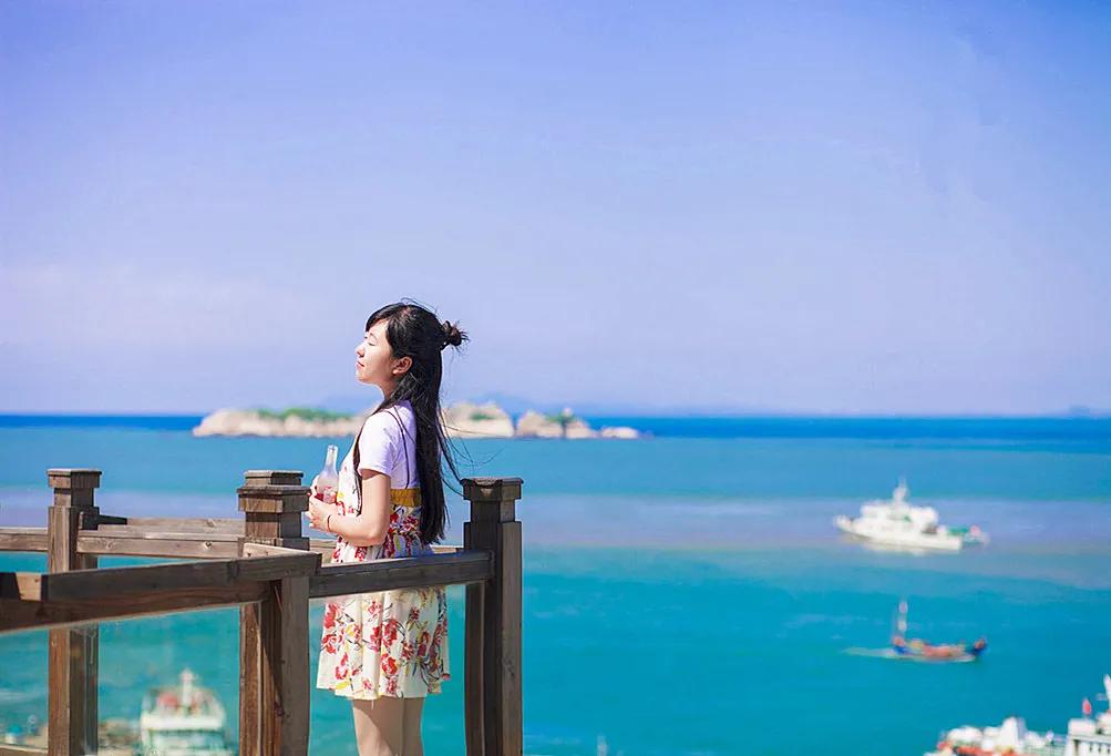 “海上小丽江”!这小城承包了海岛最美春色