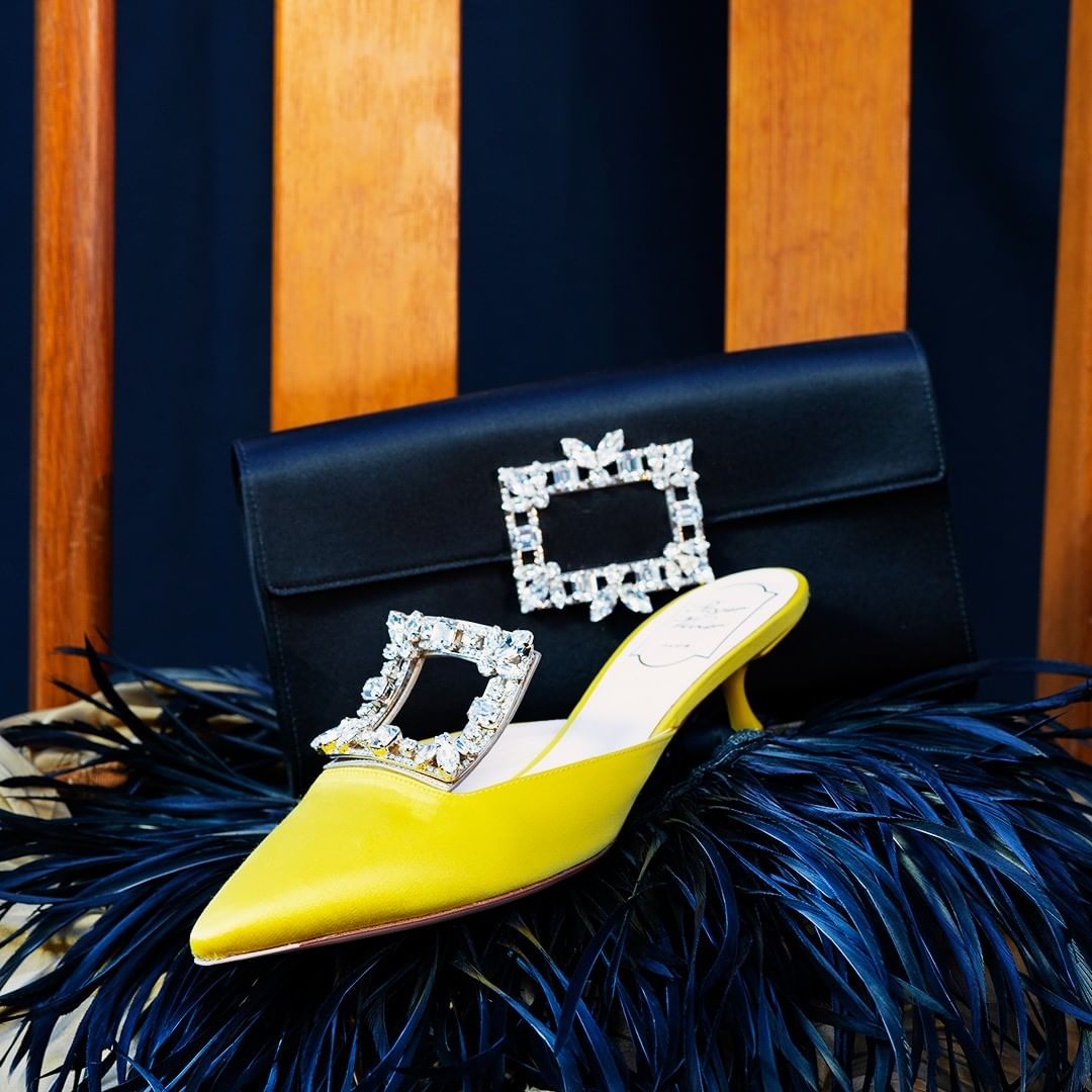 经典奢侈高跟鞋品牌有哪些,时尚界的宠儿高跟鞋的演变史