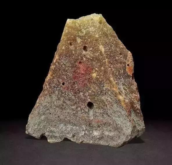 捡到这样的石头千万别扔桌子,遇到这样的石头赶紧捡