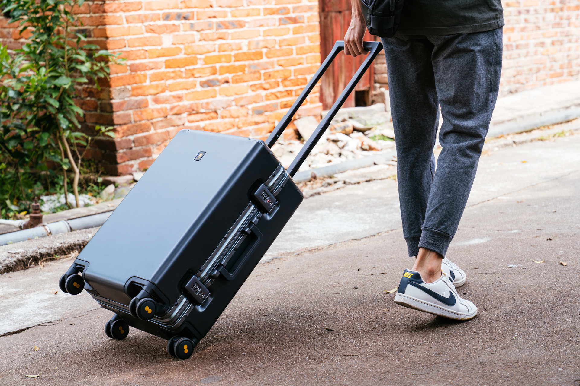 简约有范儿地平线8号行李箱,24寸地平线8号行李箱评测