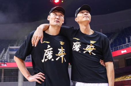 官宣！莫泰签约正式达成，00后内线接班苏伟，辽篮小将迎来春天