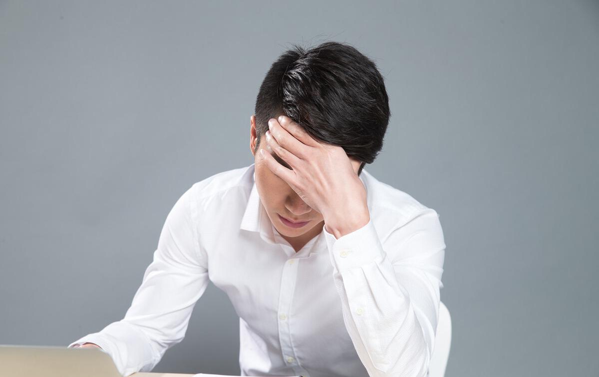 关节僵硬疼是湿气重的表现,关节湿气重是怎么回事