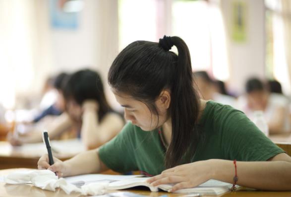 大一新生有必要在乎成绩吗,大一成绩重要吗