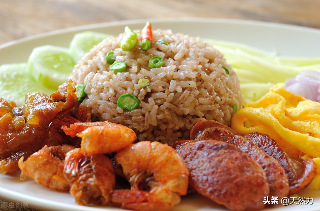 虾仁怎么泡开,注意水的温度和泡发的时间,鲜香之味自然来