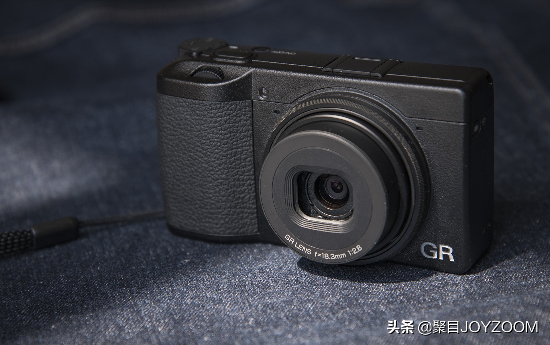 聚目体验丨最近有点儿红的街拍利器：理光GRIII入手体验