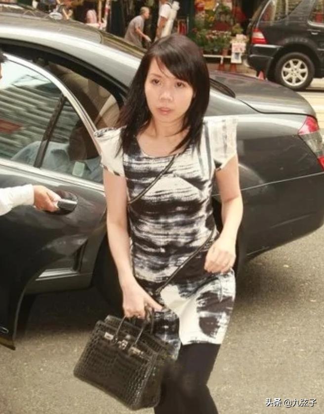 刘銮雄历任女友洪欣,甘比刘銮雄蔡少芬