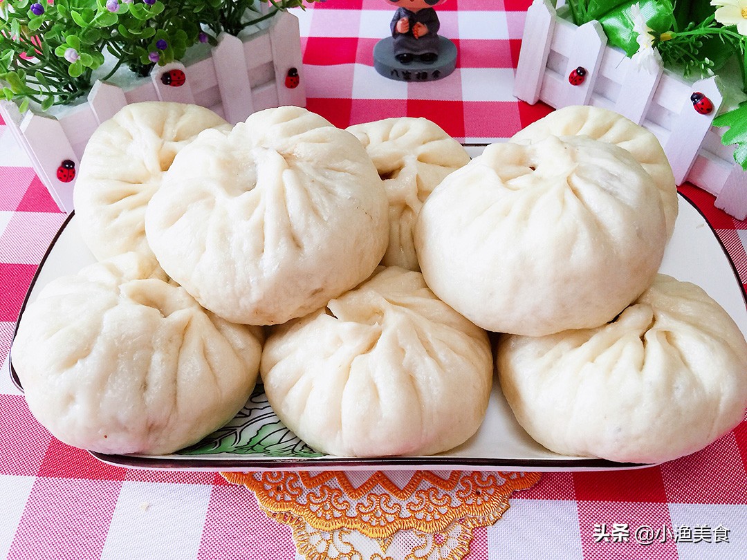 正宗酱肉包子的做法,酱肉包子的做法最正宗的做法