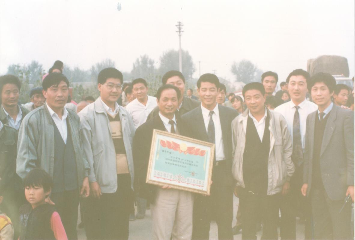 读历史推演未来,读历史知兴衰的下一句