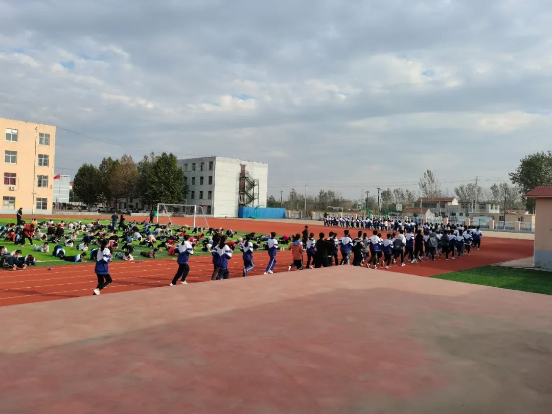 办人民满意的教育学校该怎么做,办人民满意的教育是教育方针吗