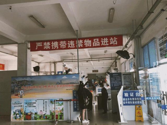 “动车一响，汽车下岗”？我们探访了厦门的六个汽车站，发现……