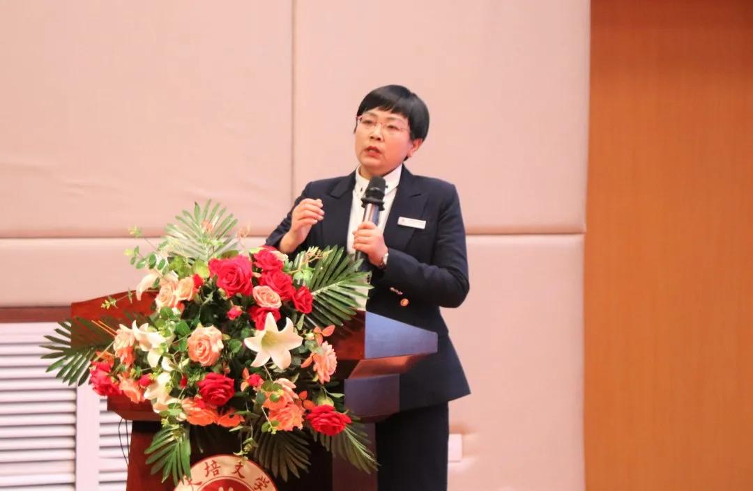 鍩规枃闄曡タ寤跺畨,婀栧窞鍩规枃鐝骇椋庨噰