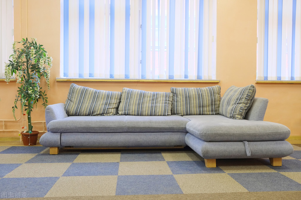 佛教一花一叶一世界,一花一屋短句