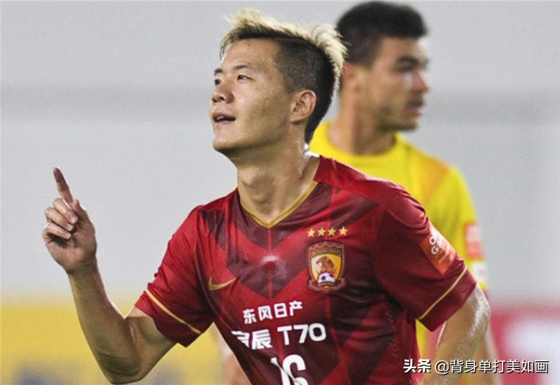 广州恒大黄博文凌空抽射,黄博文中超最年轻进球