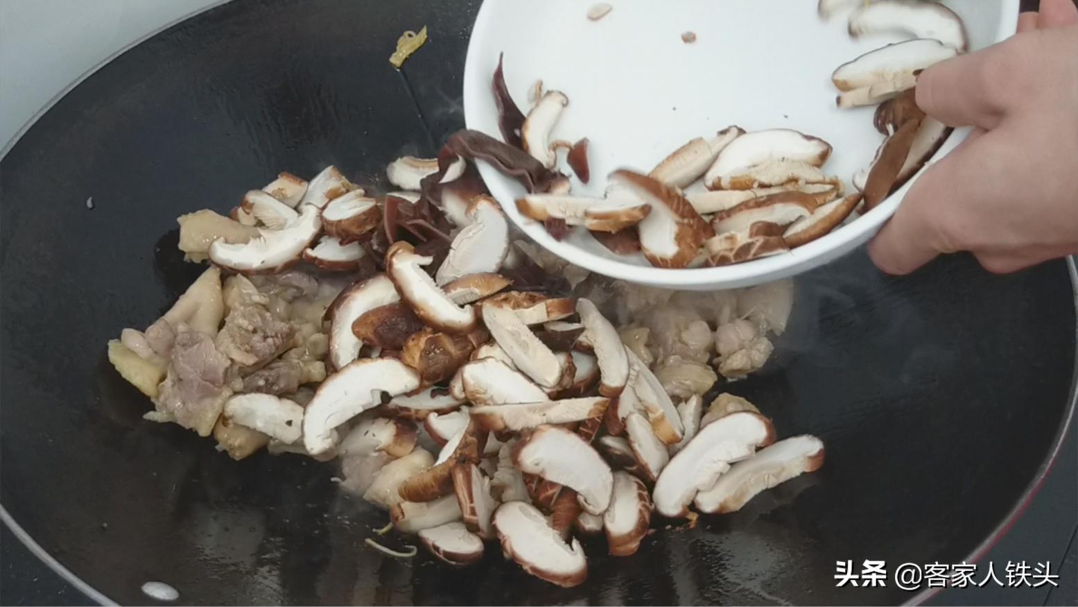 鸡肉最好吃的做法好看视频,鸡肉最好吃的家常做法香辣