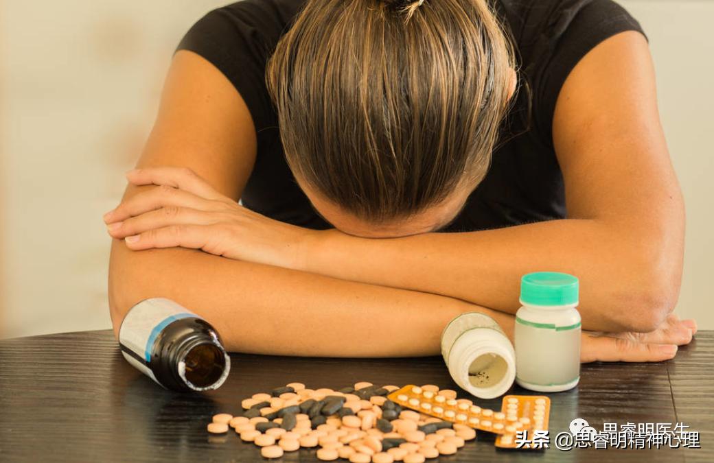 抑郁症患者到底为什么不肯吃药,抑郁症患者不愿意配合治疗怎么办