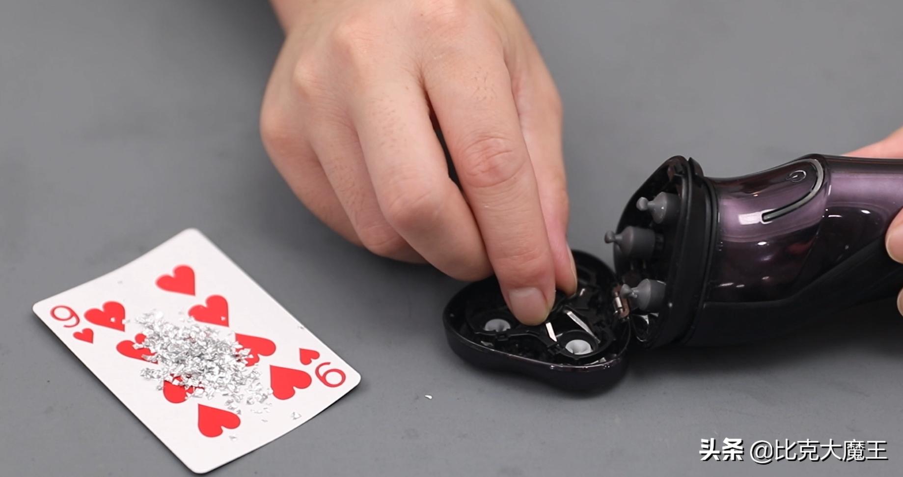 没有刮胡刀和刀片怎么刮胡子,刮胡刀刮胡子疼是因为刀片钝了吗