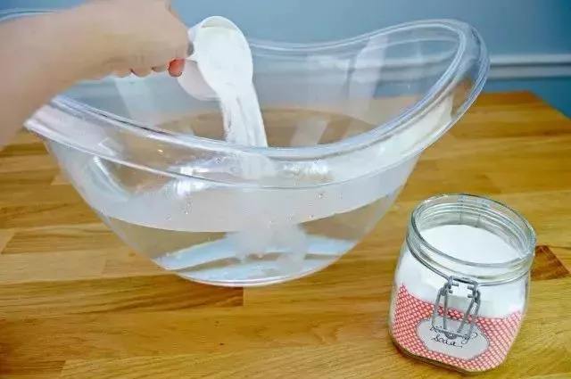 家里蚂蚁用什么杀虫剂消灭最彻底,家里蚂蚁喷药后几天能消灭