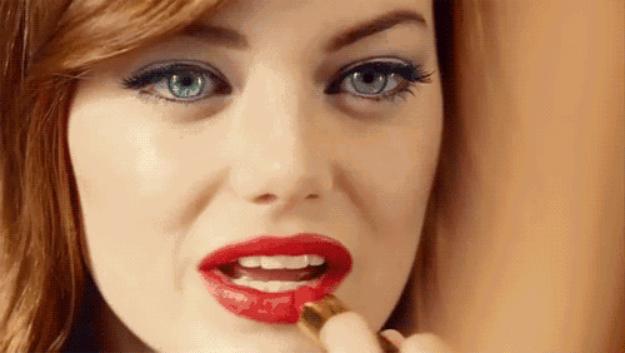 方脸脸型与发型搭配女士,适合梨形方脸女生发型