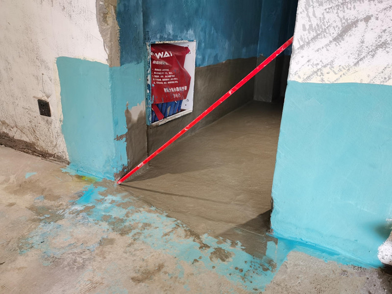 一楼房间太潮了有没有办法,一楼装修好了潮得很怎么补救