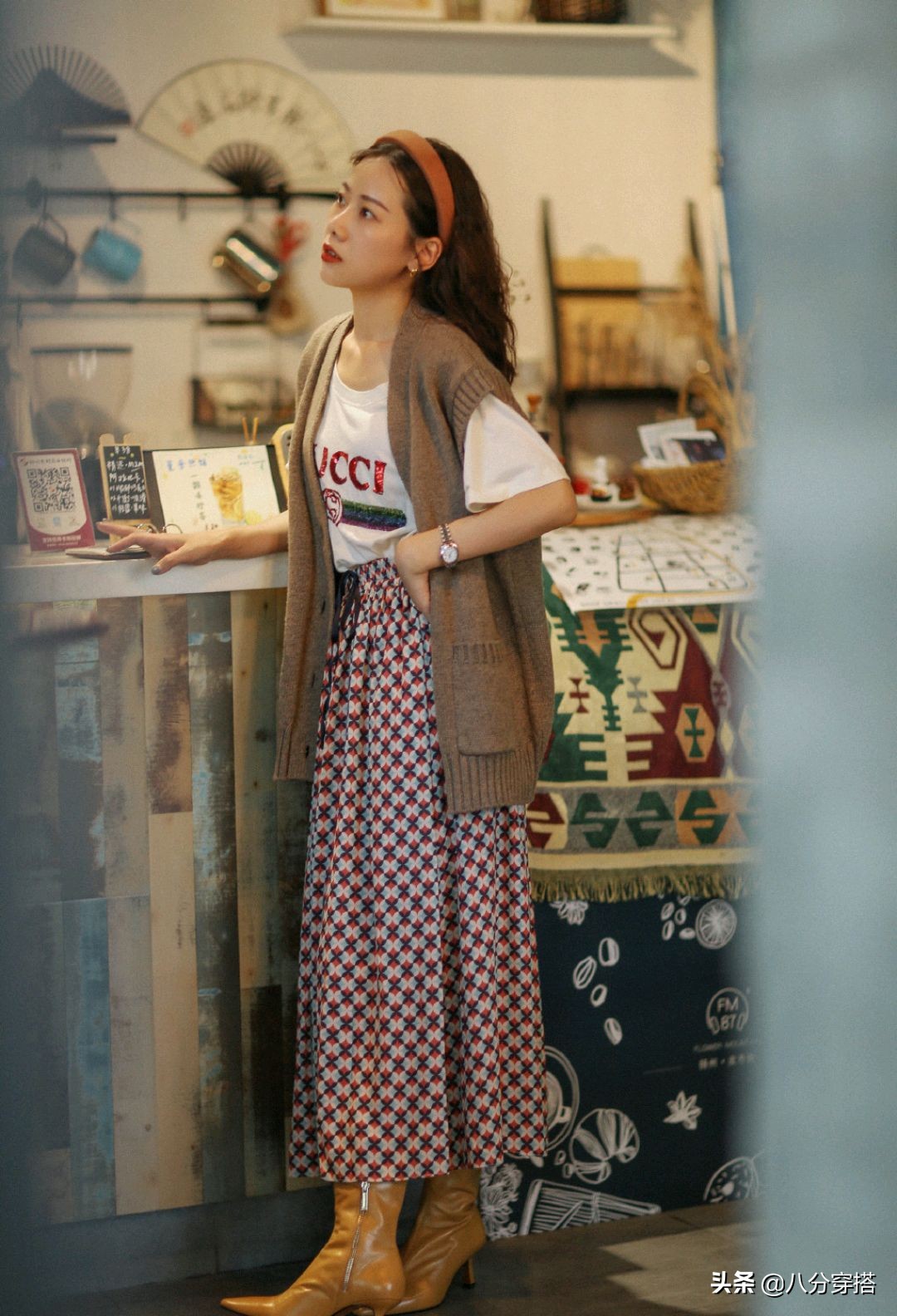 碎花裙该如何穿搭显高级,碎花裙这样选好看又显气质