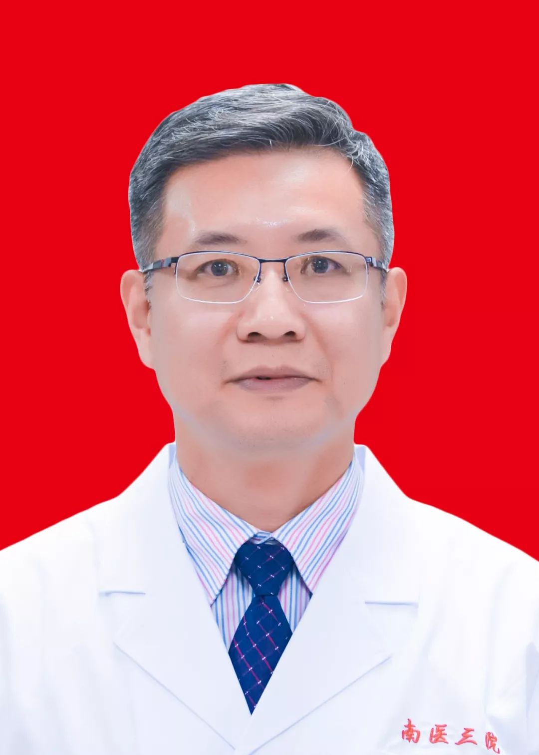 腰椎间盘突出可以拍回去吗,拍ct能看出腰椎突出吗