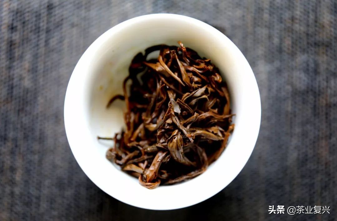 老班章熟茶的口感和特点,老班章熟茶中哪个比较好喝