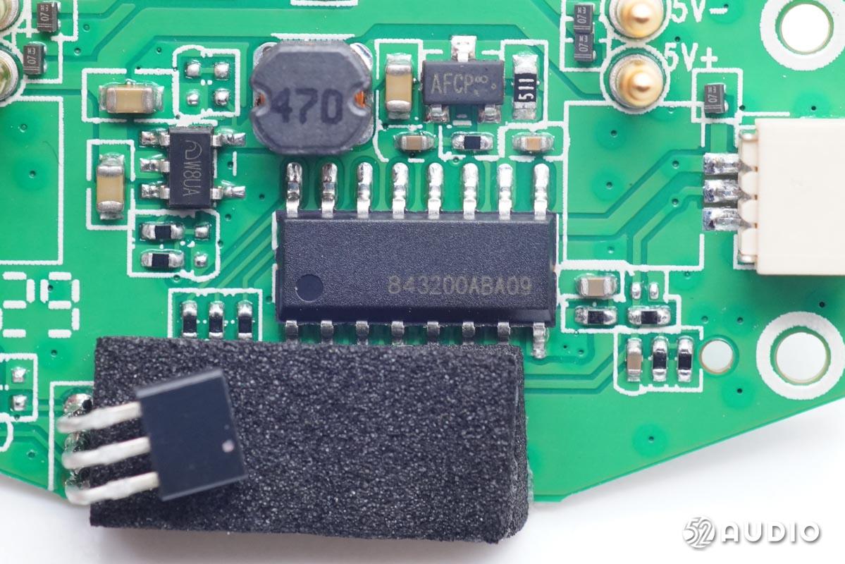 降噪真无线耳机jbl,轻量化监听耳机