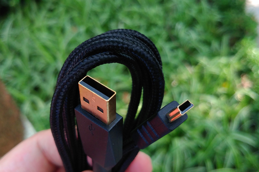 樱桃键盘87键推荐,磁轴键盘手感和机械键盘手感一样