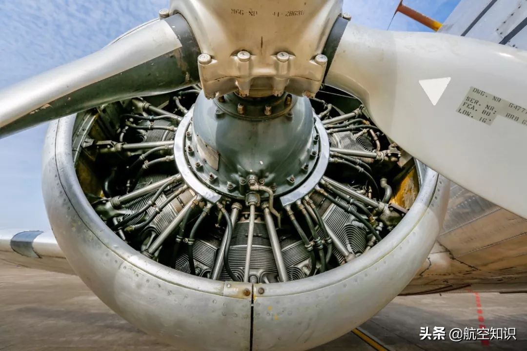 中国第一架香港飞机,一架从中国香港起飞的飞机