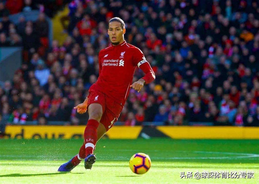 管你卫冕冠军利物浦，这里是那不勒斯的主场，不容萨拉赫发挥