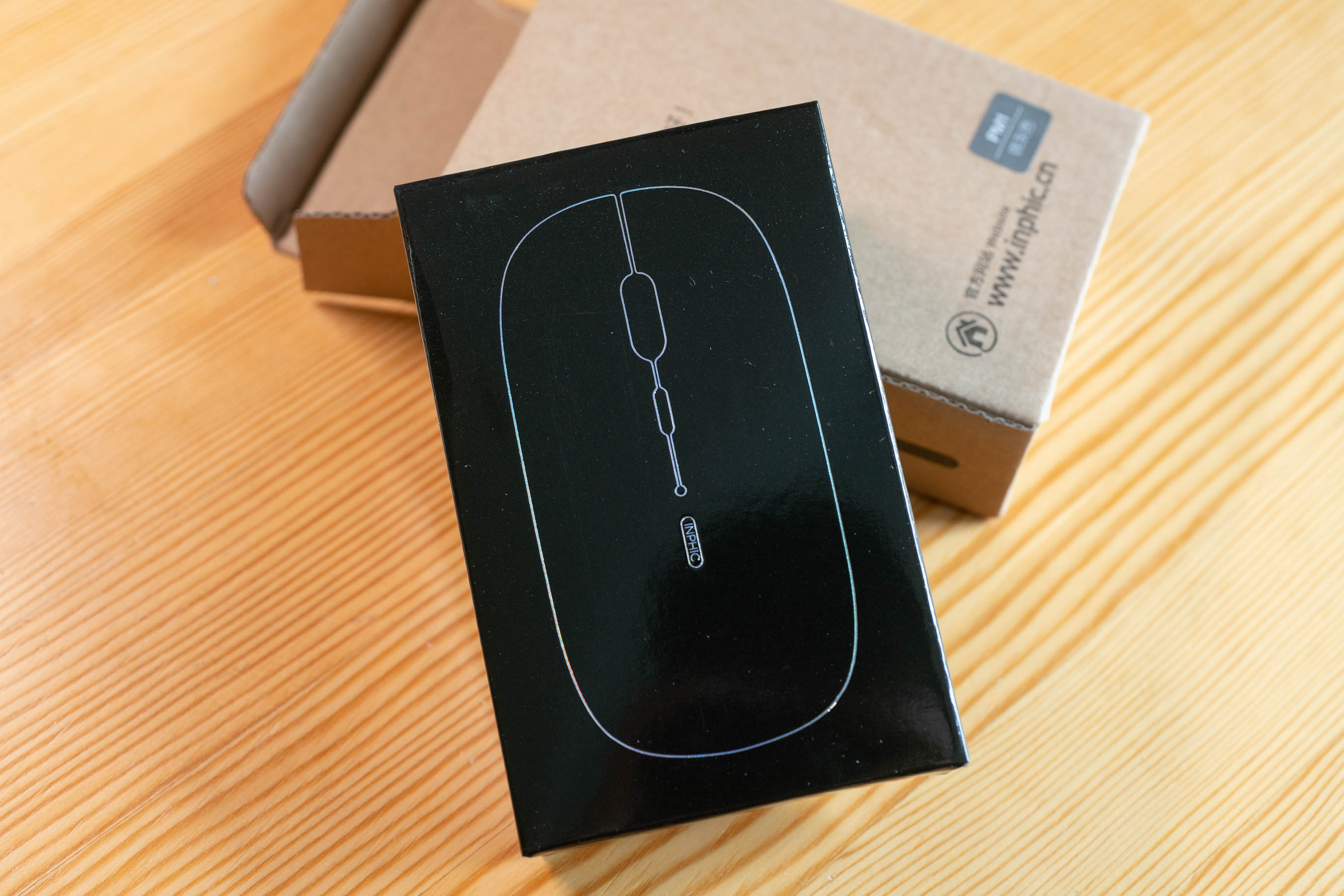 英菲克pm1无线鼠标能连蓝牙吗,英菲克pm1无线鼠标怎么换电池