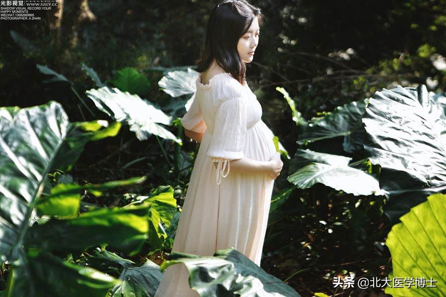 怀孕肚子痛医生建议住院,怀孕肚子两侧隐隐作痛中医