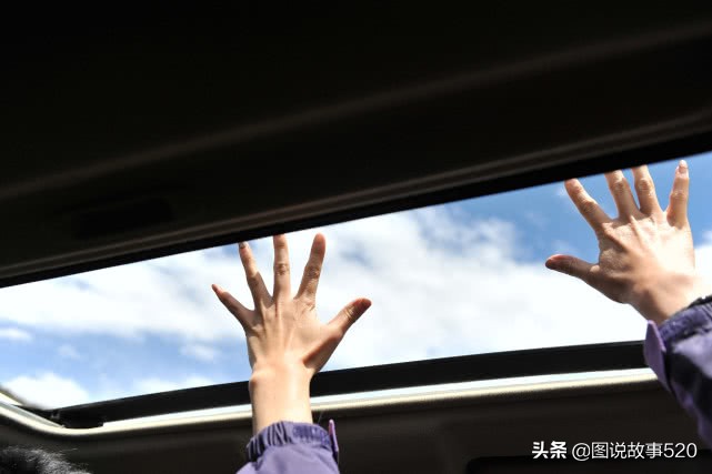 “疯狂”虫草一根卖到30元，中国最大虫草地，5月开挖孩子放假