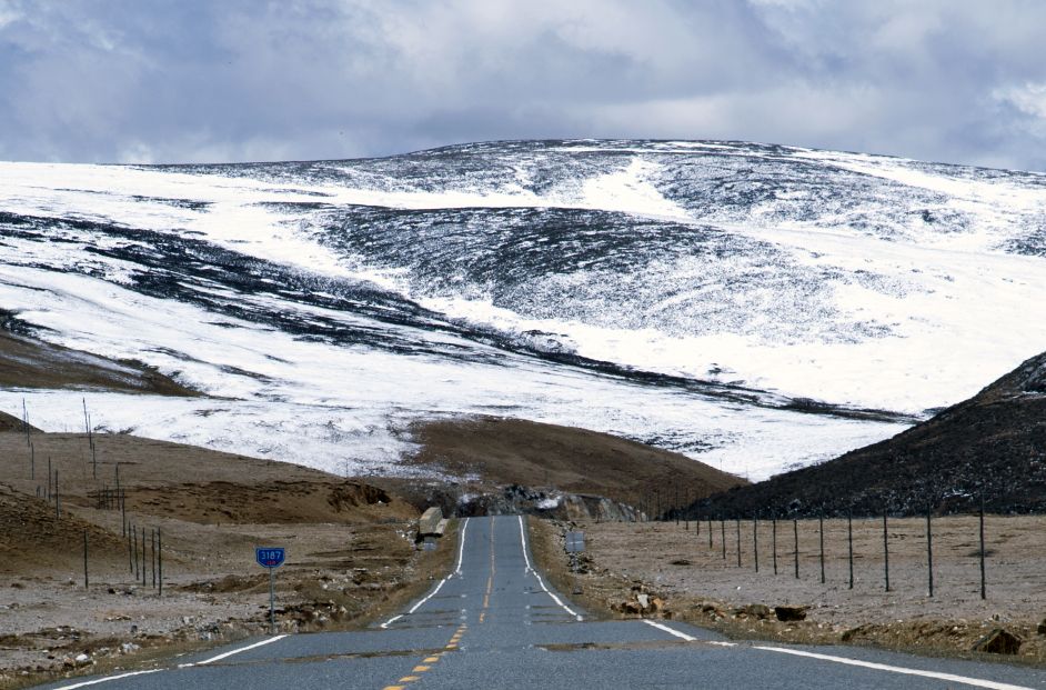 尼康d700有hdr功能吗,尼康d700二手还值多少钱