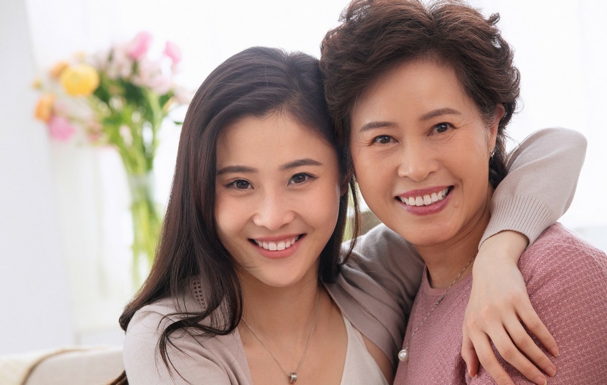 成年后还被父母管,25岁还被父母管着该怎么办