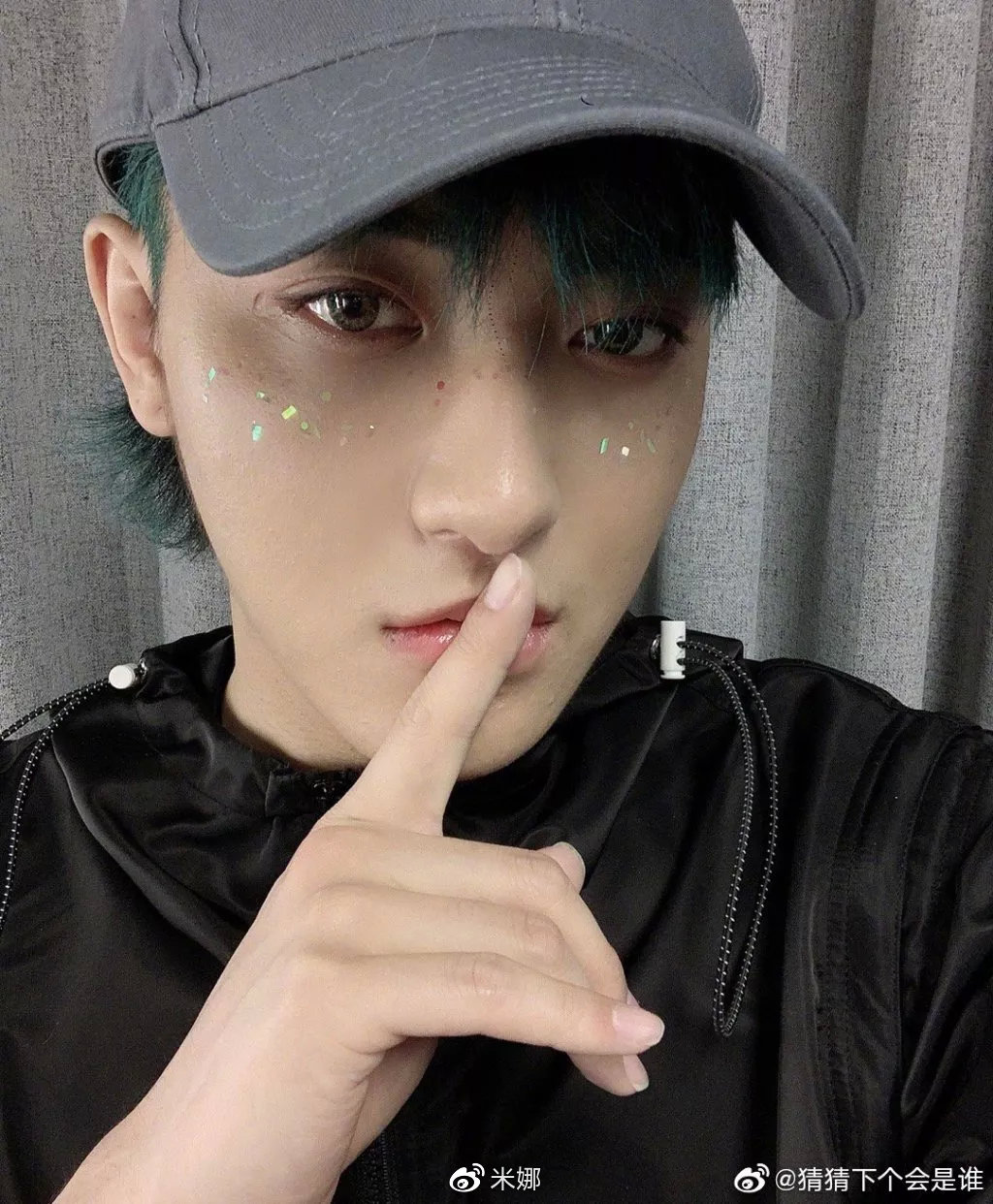 泫雅ins晒美照,泫雅携新作品回归