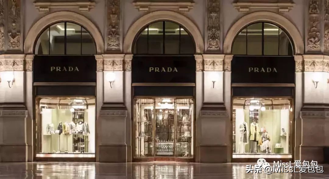 第18只包｜PradaCahier：不只是穿Prada的女王，更是你的月光宝盒