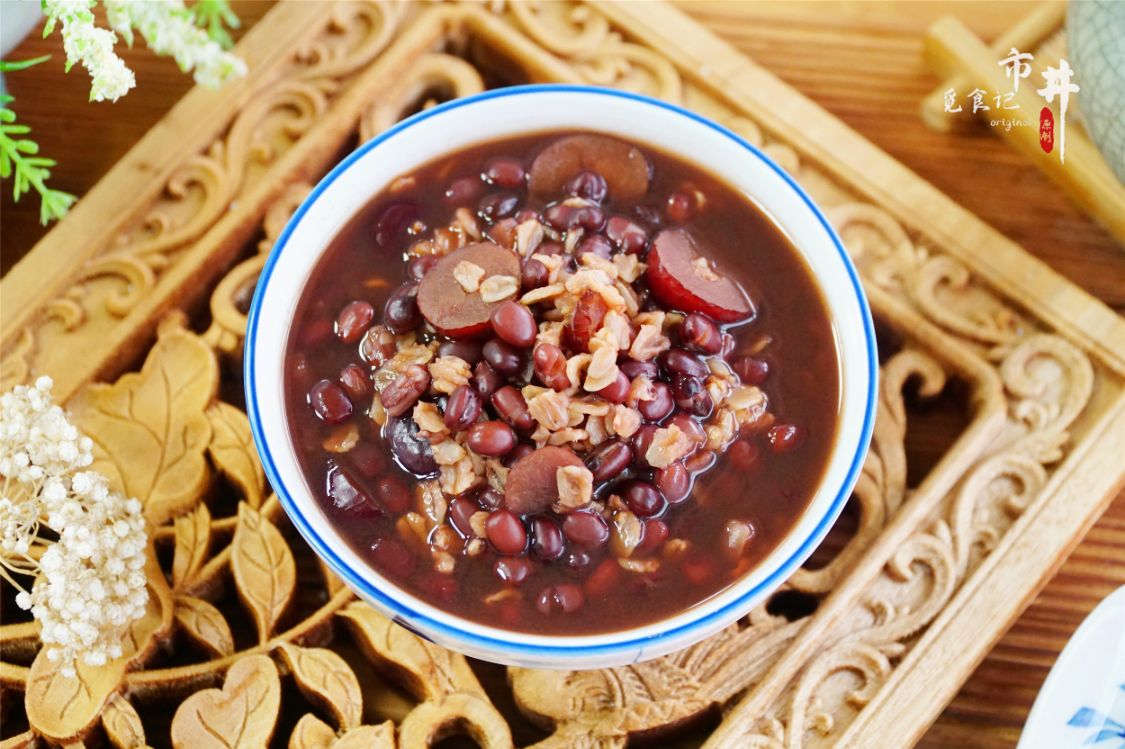 40岁的女人没钱是不是很正常,女人40岁没钱