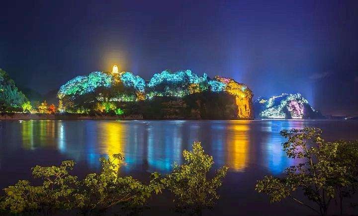 假期最适合四川旅游的地方,四川哪些地方比较适合出游