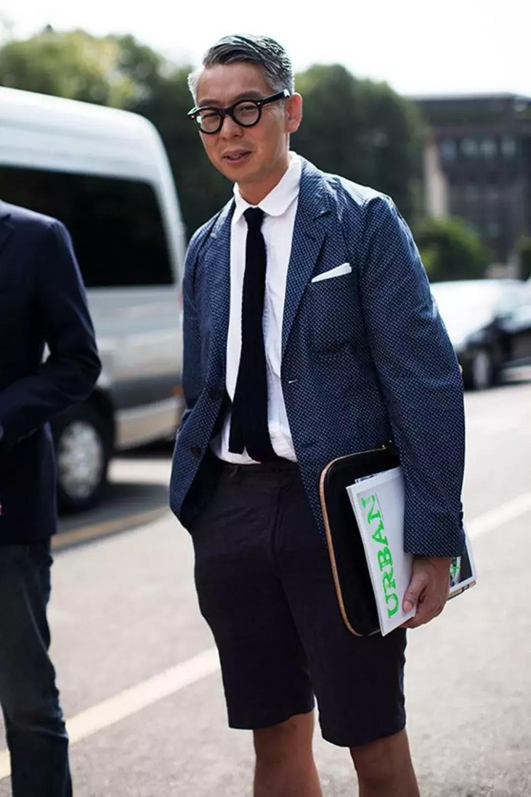 只有短袖短裤怎么穿出潮流感,短裤和短袖怎么穿更好看