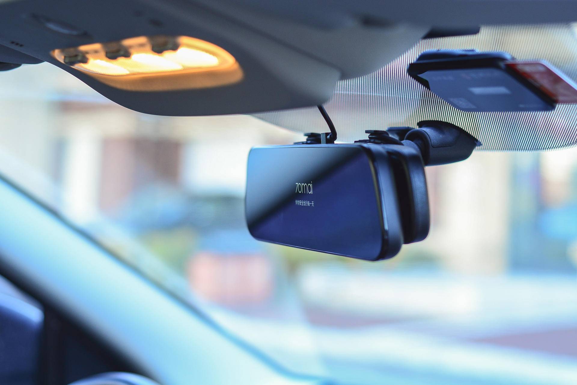 小米70迈流媒体后视镜不能触屏吗,流媒体后视镜为什么是鸡肋