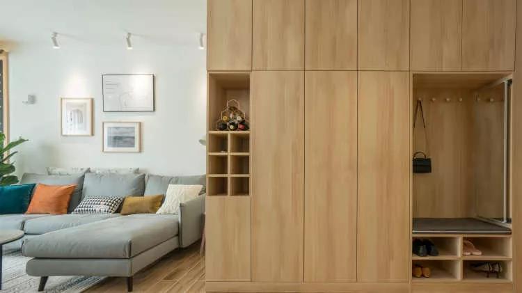 闺蜜家装的可真舒坦！大阳角玄关柜客厅装个假阳台，一进门就爱了