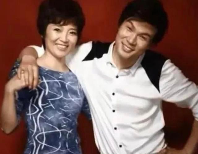 我是传奇郭德纲吴宗宪完整版,何炅郭德纲撒贝宁吴宗宪同台