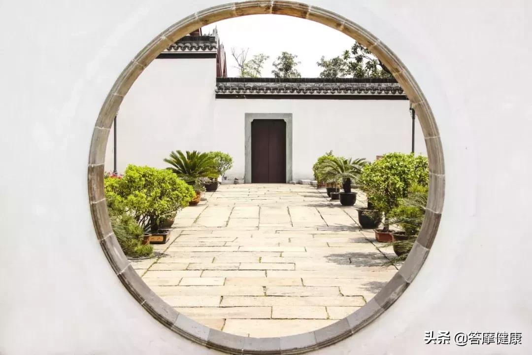 咳嗽寒热和湿热有什么区别,咳嗽寒热声音区别