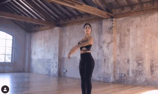 她们还在名媛群拼单，这位柜姐已经收服了世界顶级海王