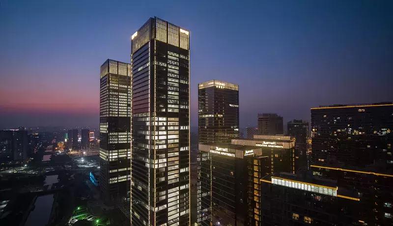 欧美金融城欧美广场,欧美金融城efc英国中心租金