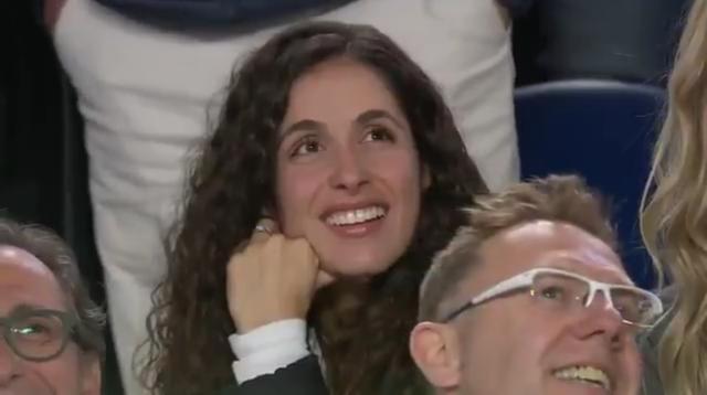 纳达尔亲吻球童视频,纳达尔暖心亲吻女球童引全场掌声