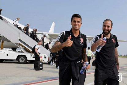 尤文最新队服,尤文纪念球服