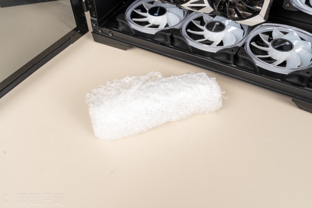 镁光pcie4.0固态硬盘评测,镁光sata256g固态硬盘好吗